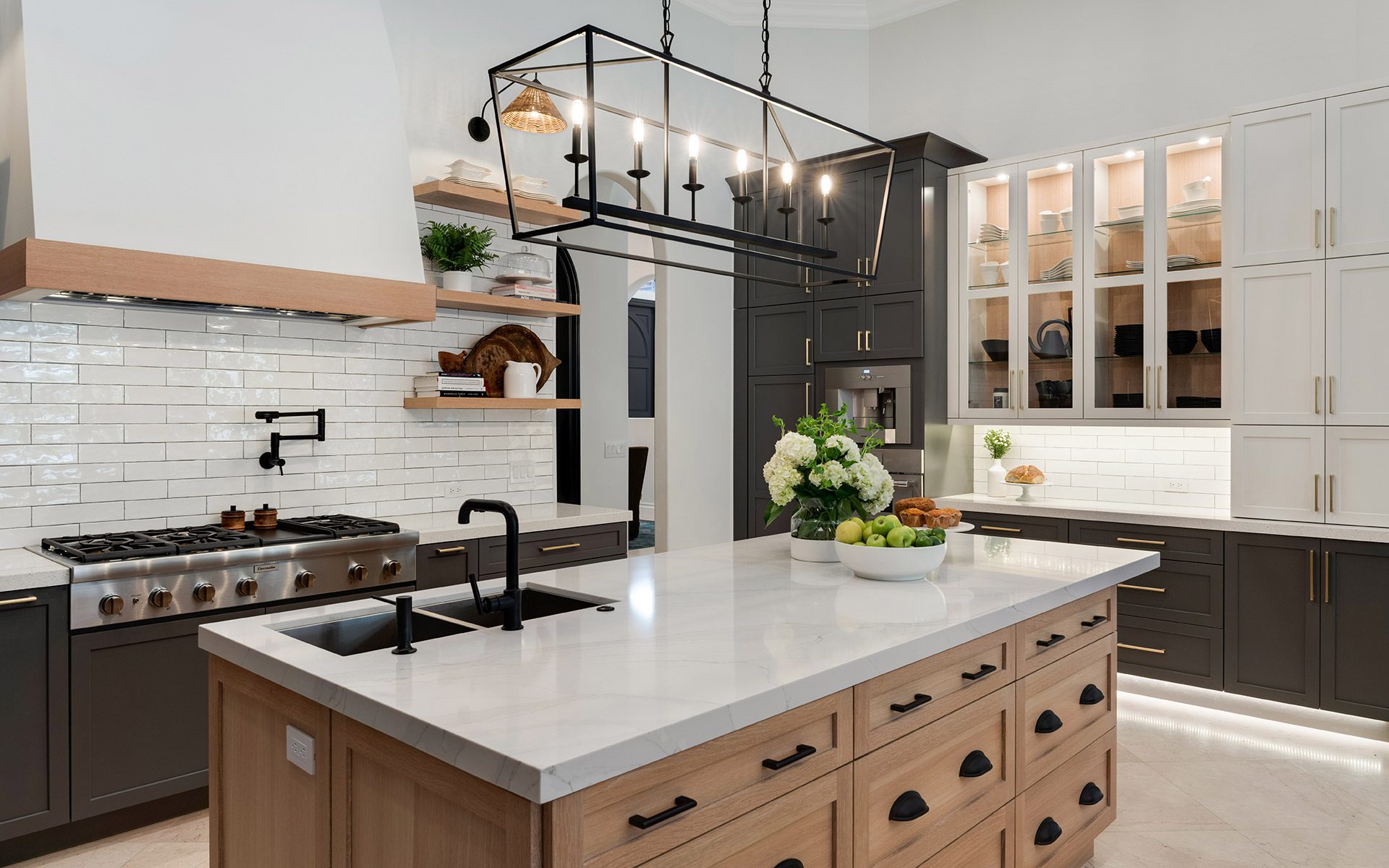 m and b davie mediterranean kitchen